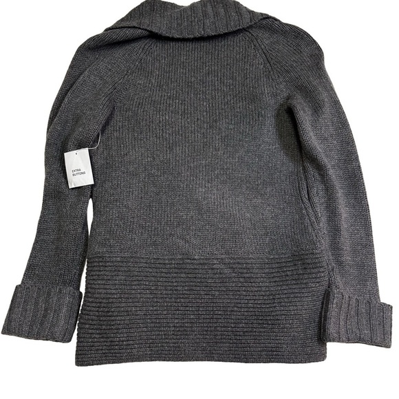 Moda International Gray Sweater Size Medium Wrap Buckle Shawl Collar Ribbed NWT - Picture 4 of 13